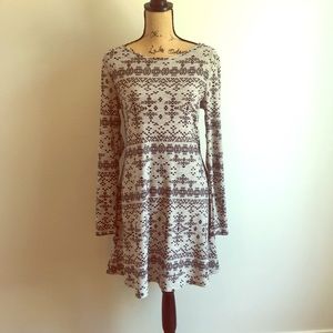 Xhilaration geometric dress